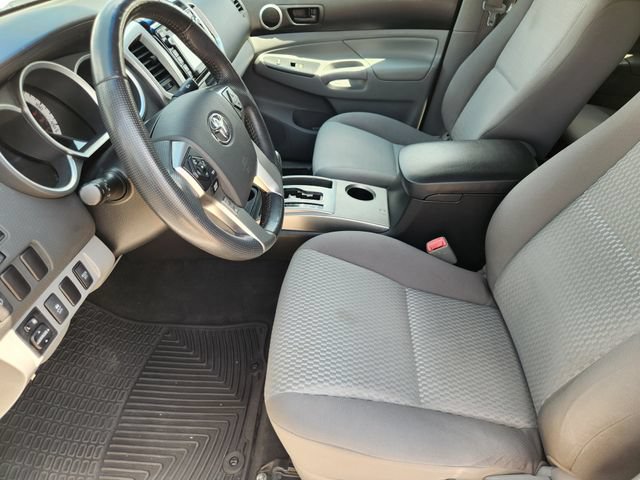Used 2015 Toyota Tacoma 4x4 Double Cab w/ SR5 Package image 9