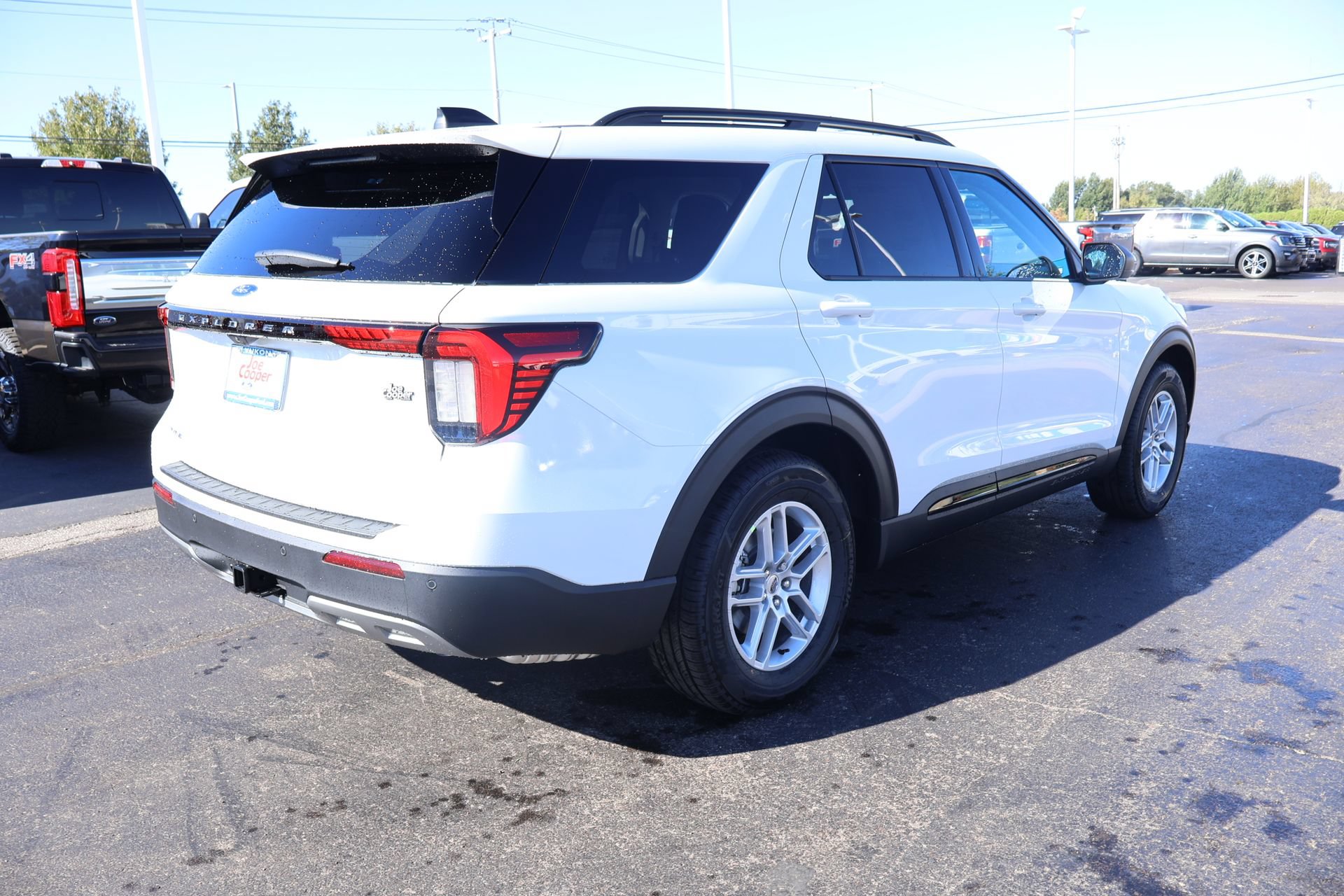 New 2026 Ford Explorer Active w/ Active Comfort Package RWD image 22