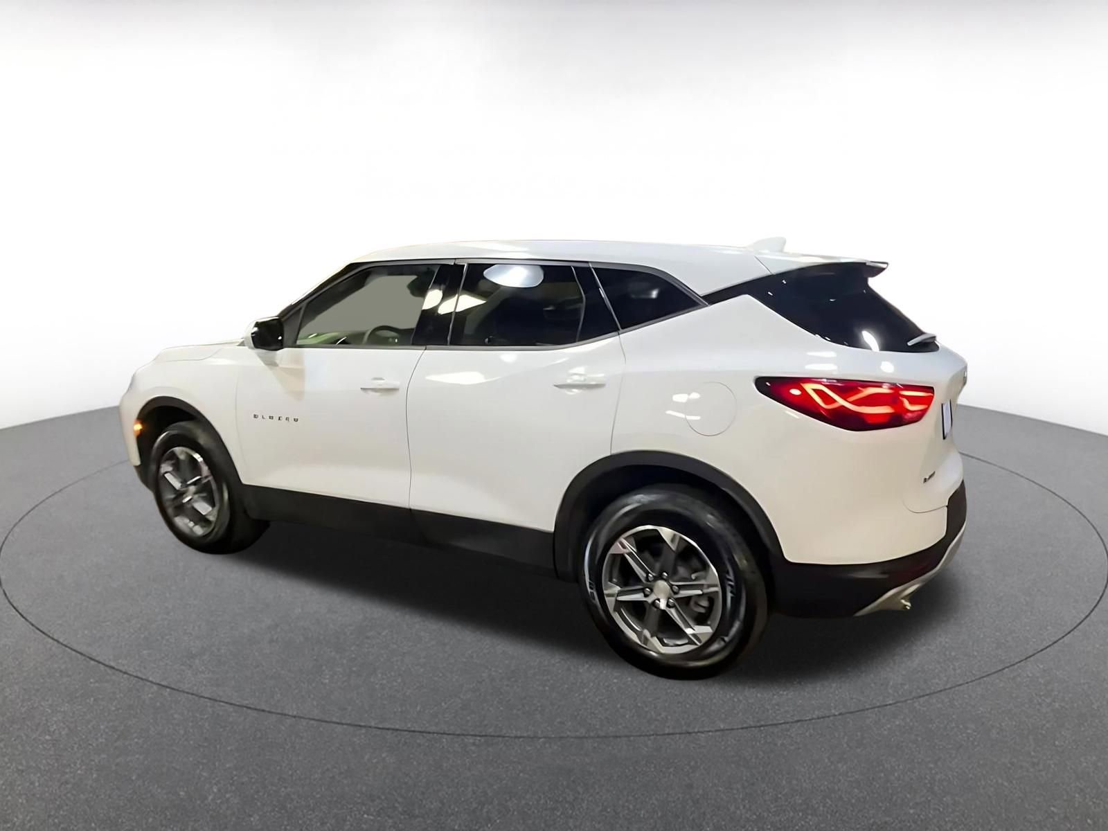 Used 2025 Chevrolet Blazer LT image 10