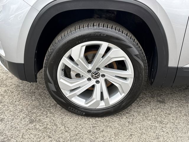Certified 2023 Volkswagen Atlas SE w/ Panoramic Sunroof Package image 10