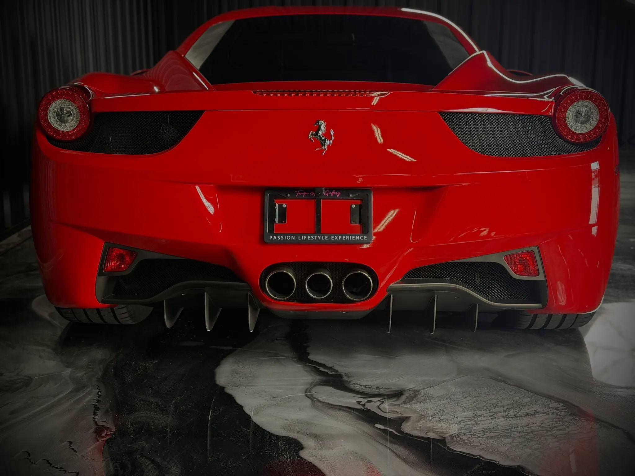 Used 2014 Ferrari 458 Italia Coupe RWD image 14