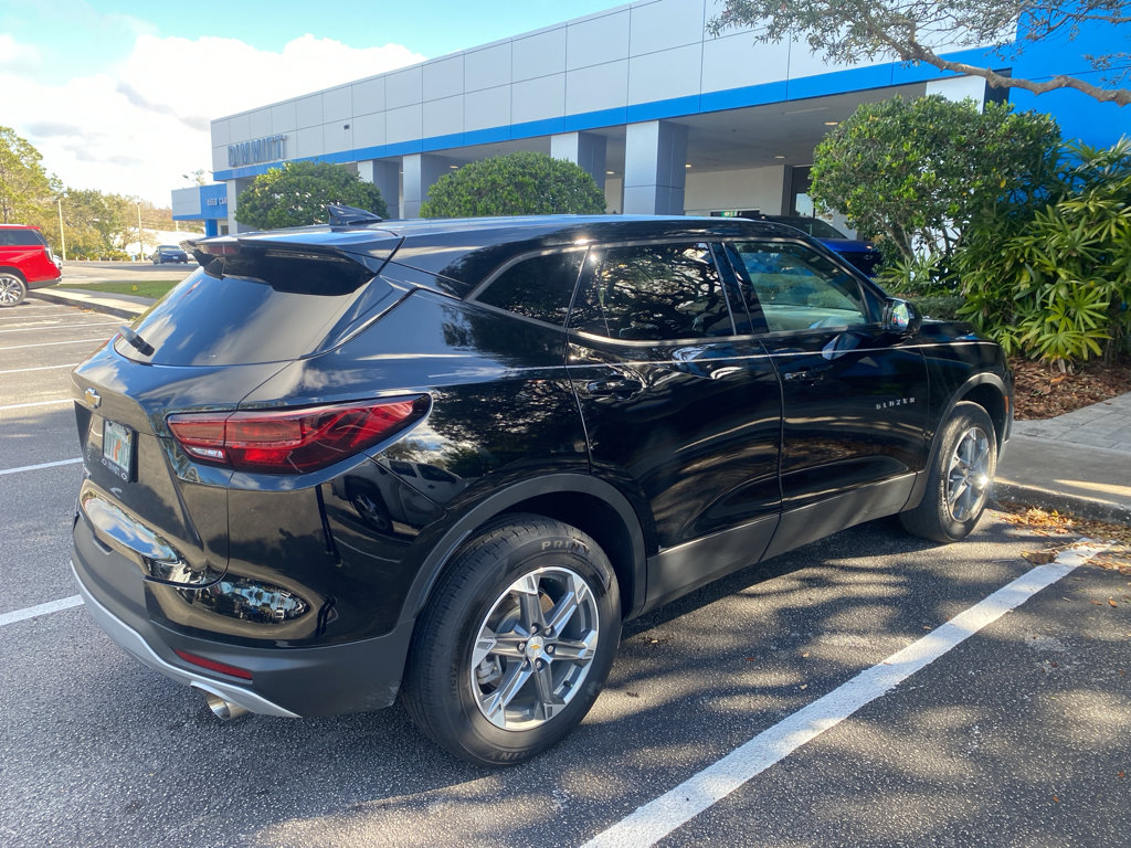 Used 2023 Chevrolet Blazer LT image 10