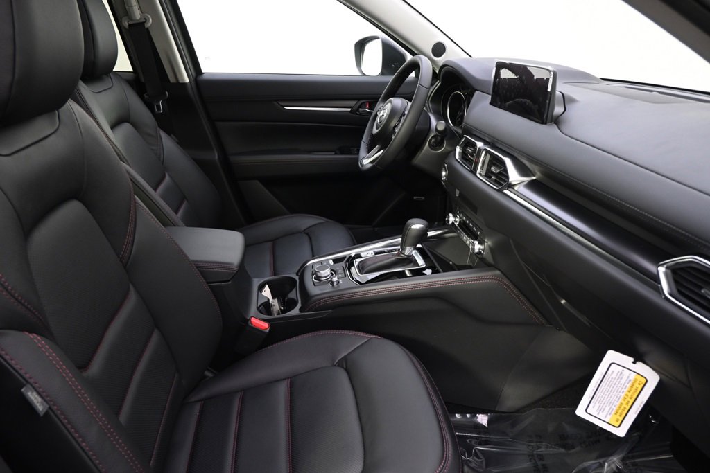New 2025 MAZDA CX-5 Carbon Edition image 16