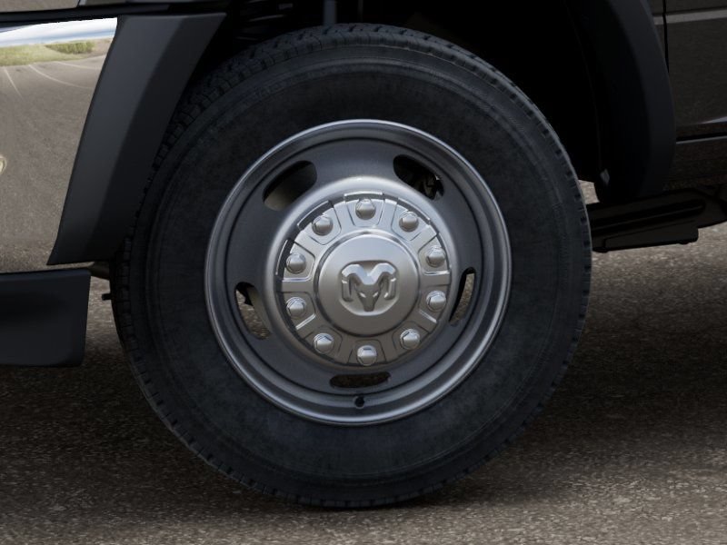 New 2026 RAM 4500 Tradesman w/ Chrome Appearance Group AWD/4WD image 9