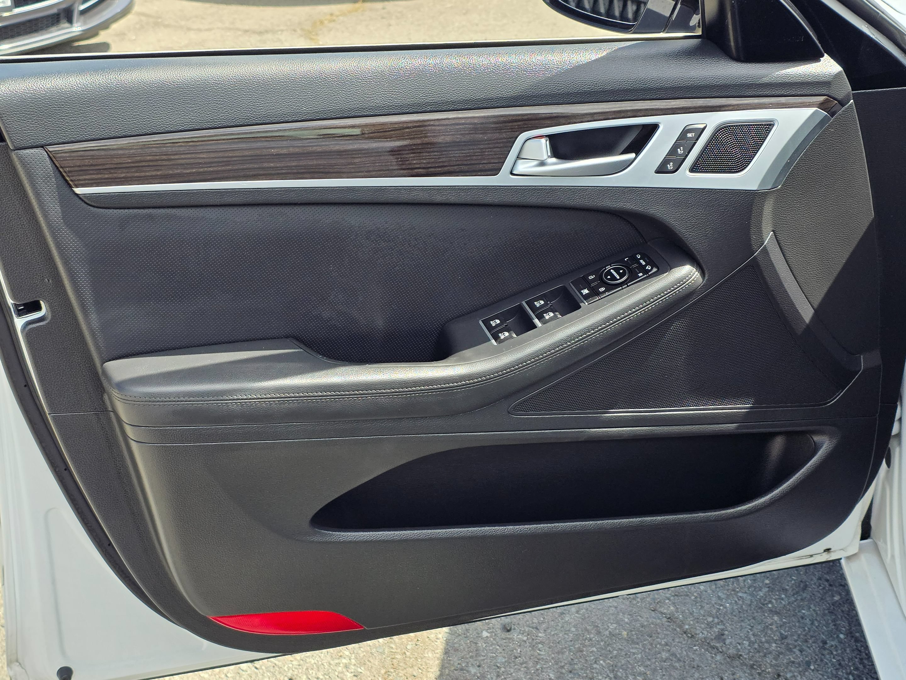 Used 2018 Genesis G80 3.8 image 21