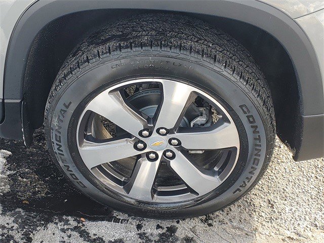 Certified 2023 Chevrolet Traverse LT w/ LT Premium Package image 5