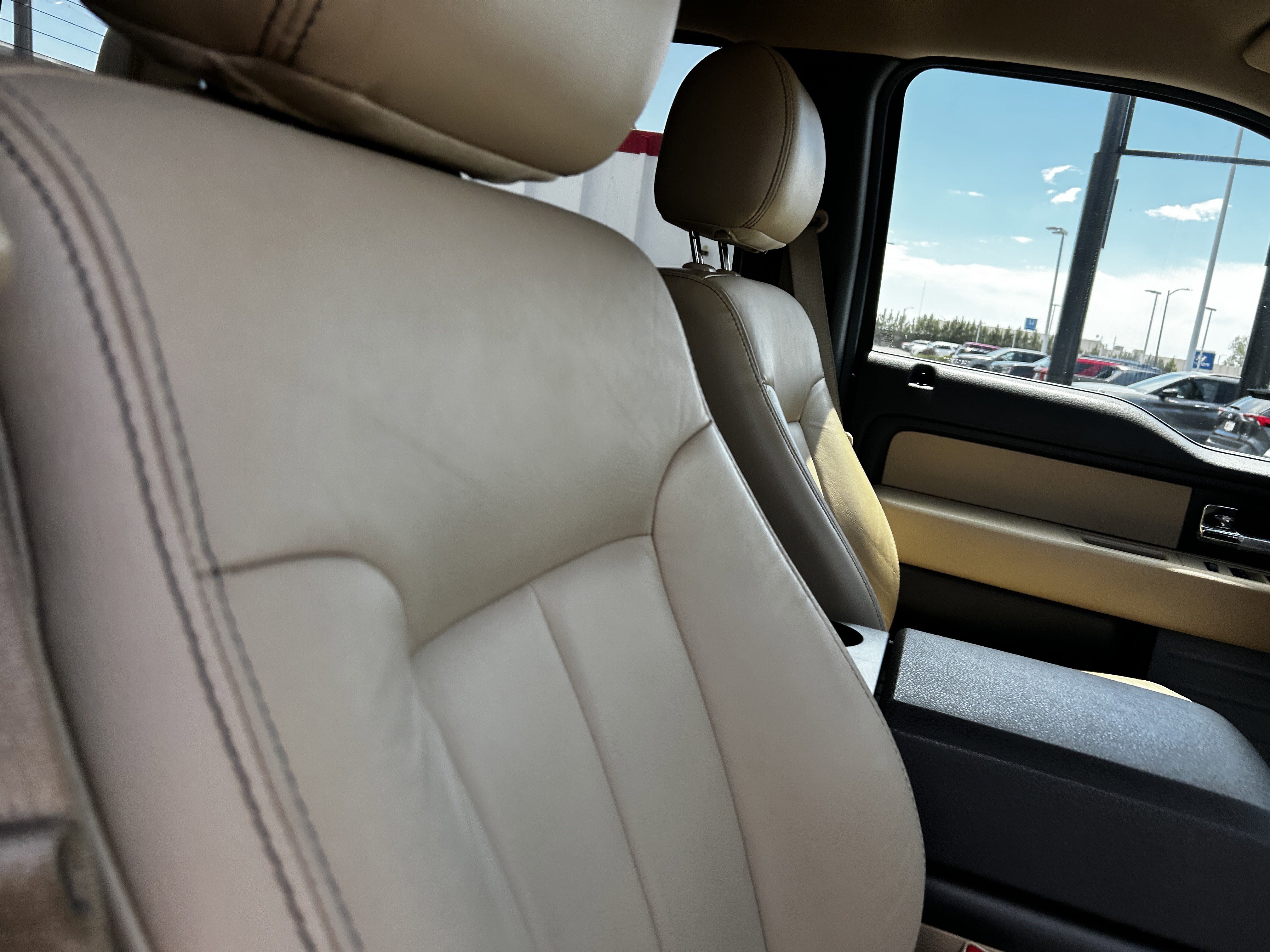 Used 2014 Ford F150 XLT w/ Equipment Group 302A Luxury AWD/4WD image 13