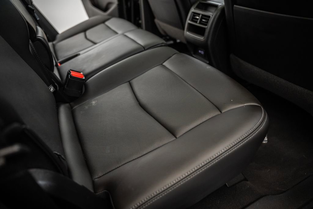 Used 2021 Cadillac XT5 Premium Luxury FWD image 37