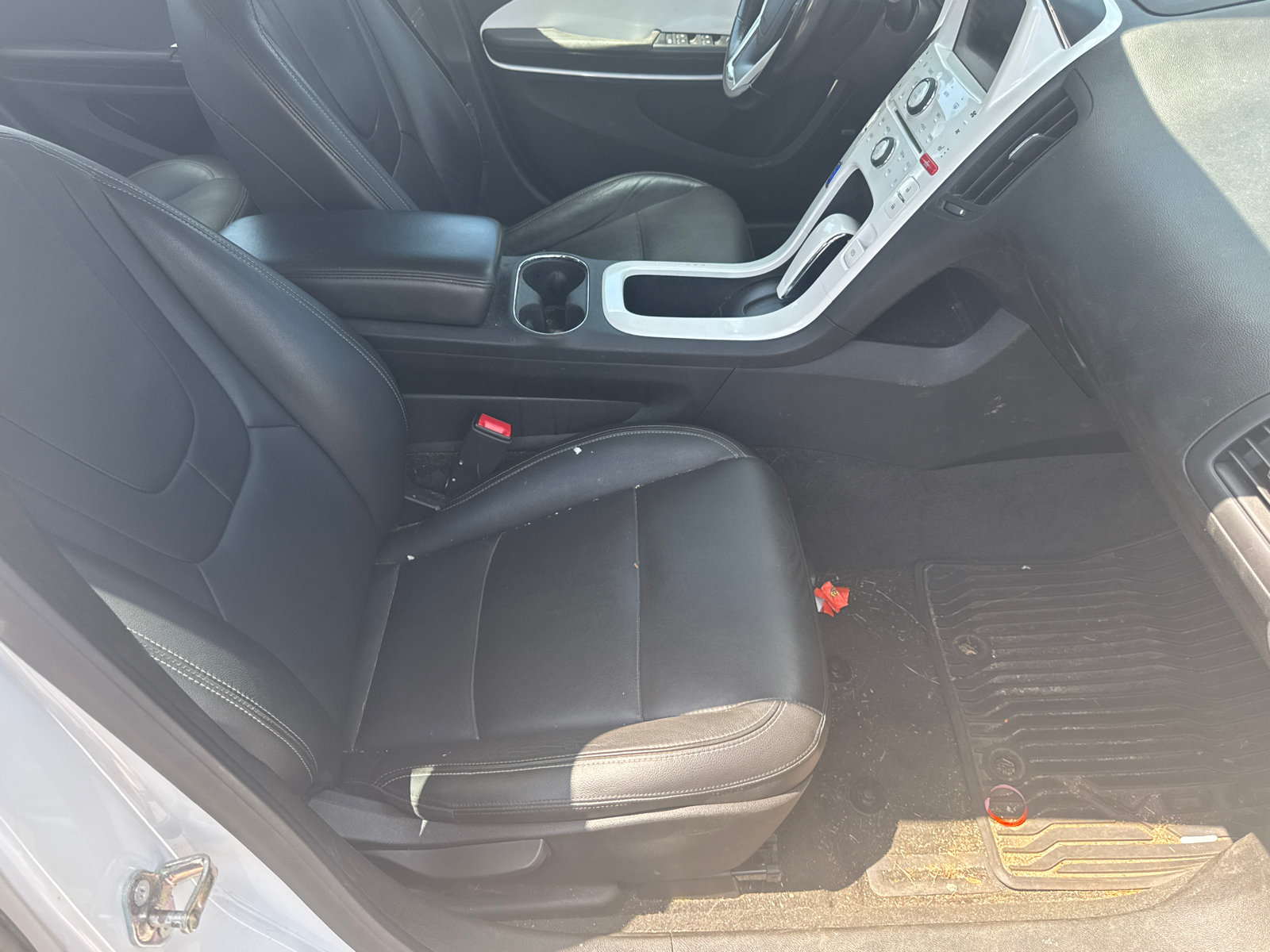 Used 2015 Chevrolet Volt Premium w/ Premium Trim Package FWD image 14