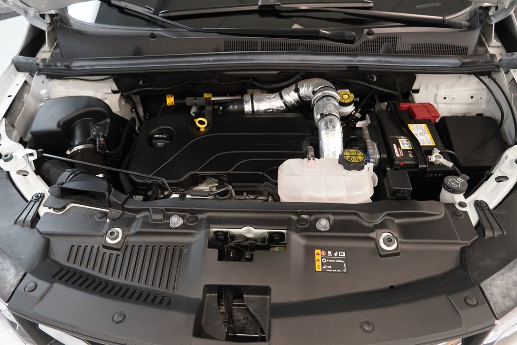 Used 2022 Chevrolet Trax LT w/ Sport Edition image 34