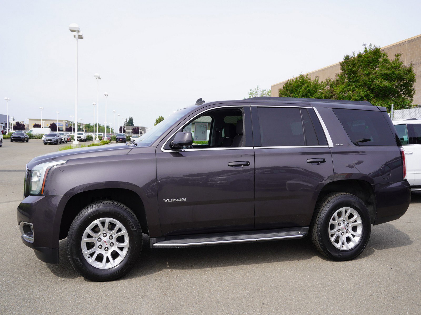 Used 2015 GMC Yukon SLE w/ Convenience Package image 6