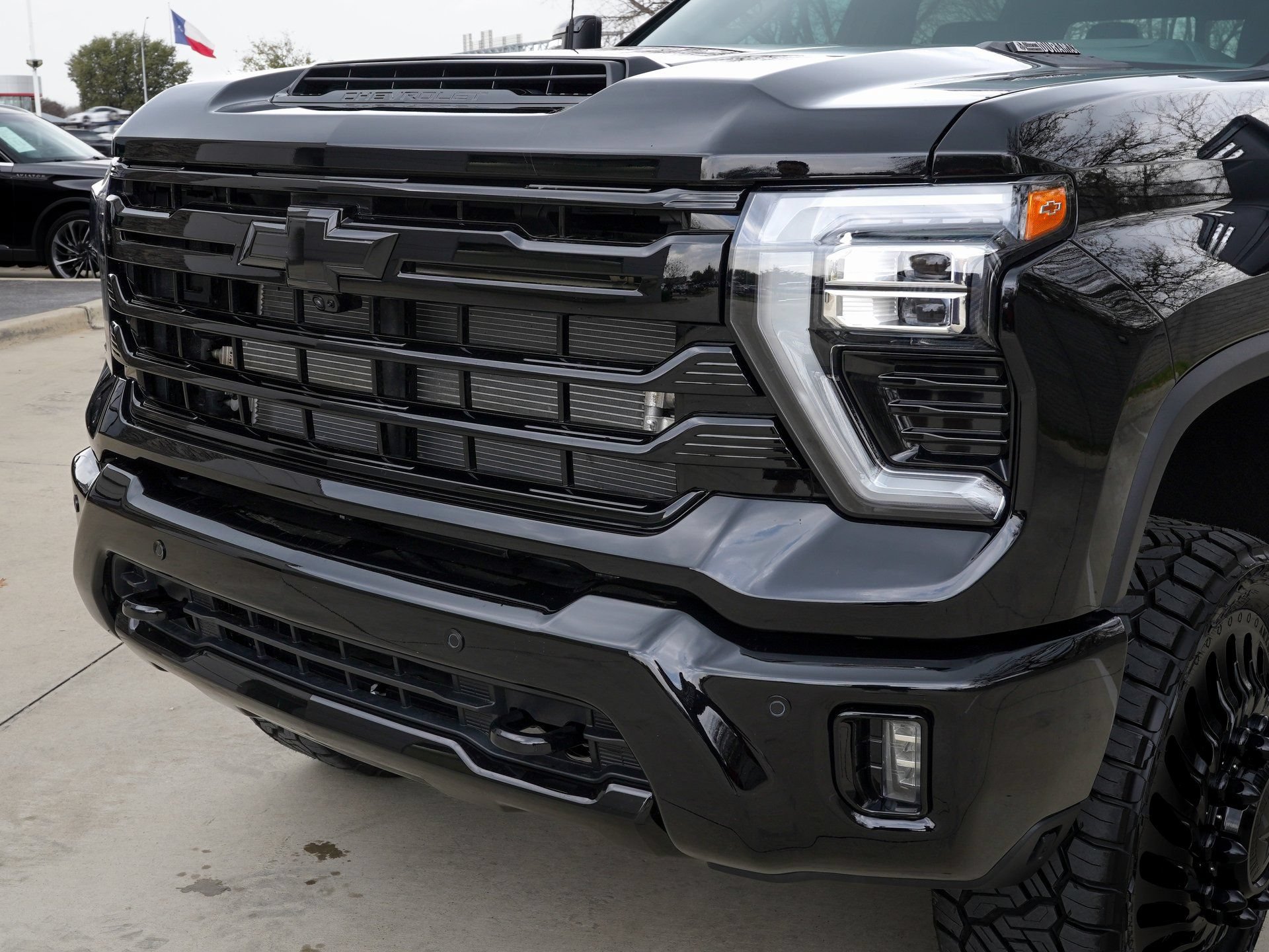 Used 2026 Chevrolet Silverado 3500 High Country w/ High Country Premium Package AWD/4WD image 31