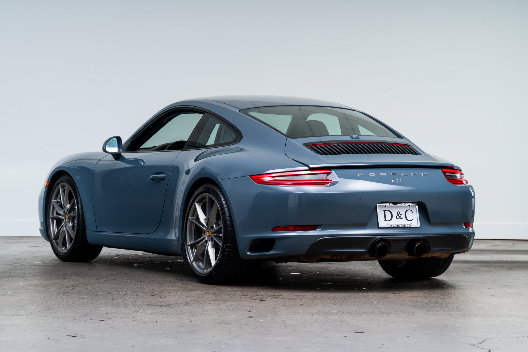 Used 2017 Porsche 911 Carrera RWD image 6