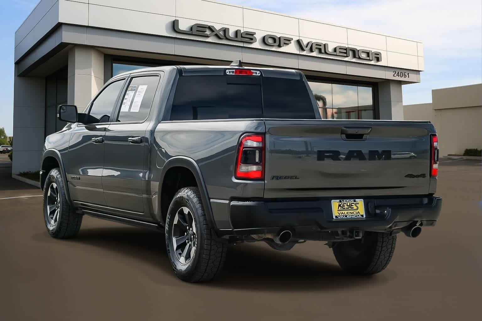 Used 2022 RAM 1500 Rebel w/ Rebel Level 1 Equipment Group AWD/4WD image 2
