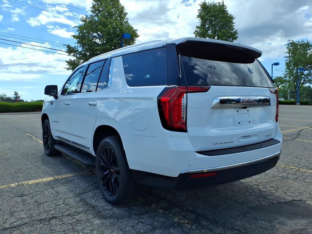 Certified 2023 GMC Yukon SLT w/ SLT Premium Package AWD/4WD image 7