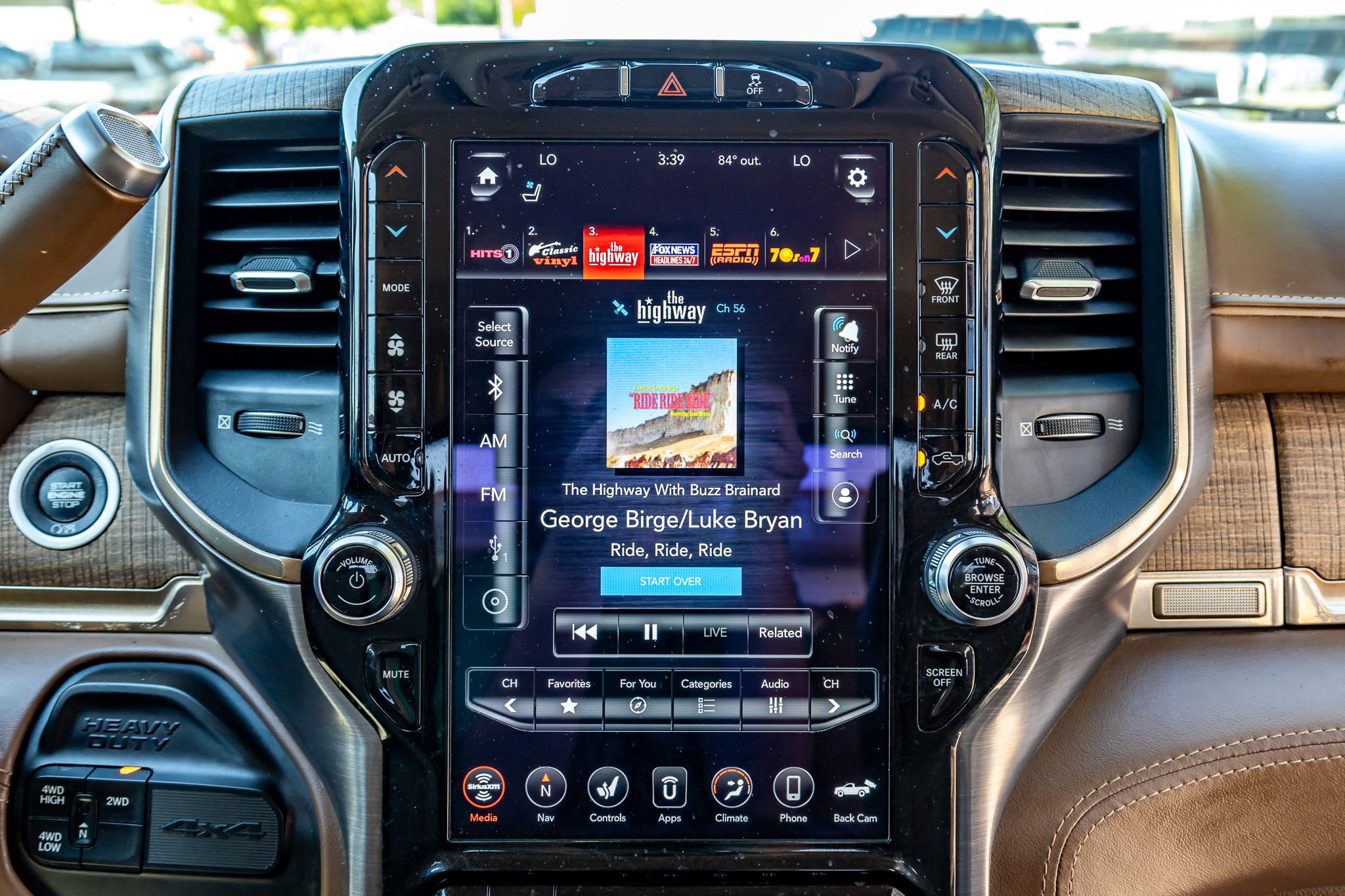 Used 2019 RAM 3500 Limited image 24