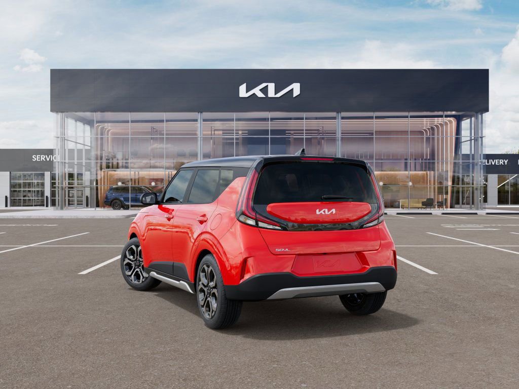 New 2025 Kia Soul EX image 4