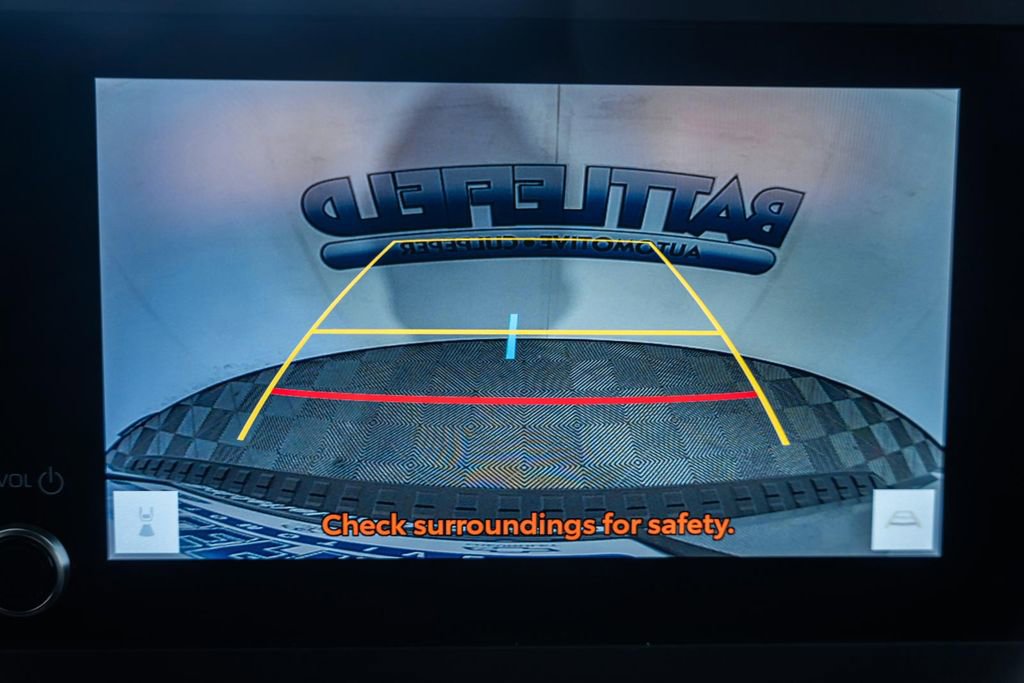 Certified 2025 Toyota 4Runner SR5 AWD/4WD image 42