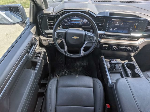 Used 2025 Chevrolet Silverado 1500 LTZ w/ Technology Package AWD/4WD image 16