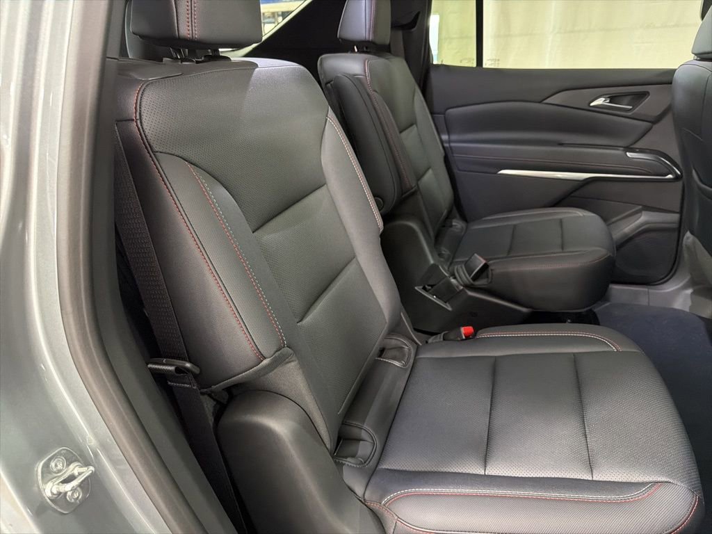 Certified 2025 Chevrolet Traverse Z71 w/ Driver Confidence Package image 19
