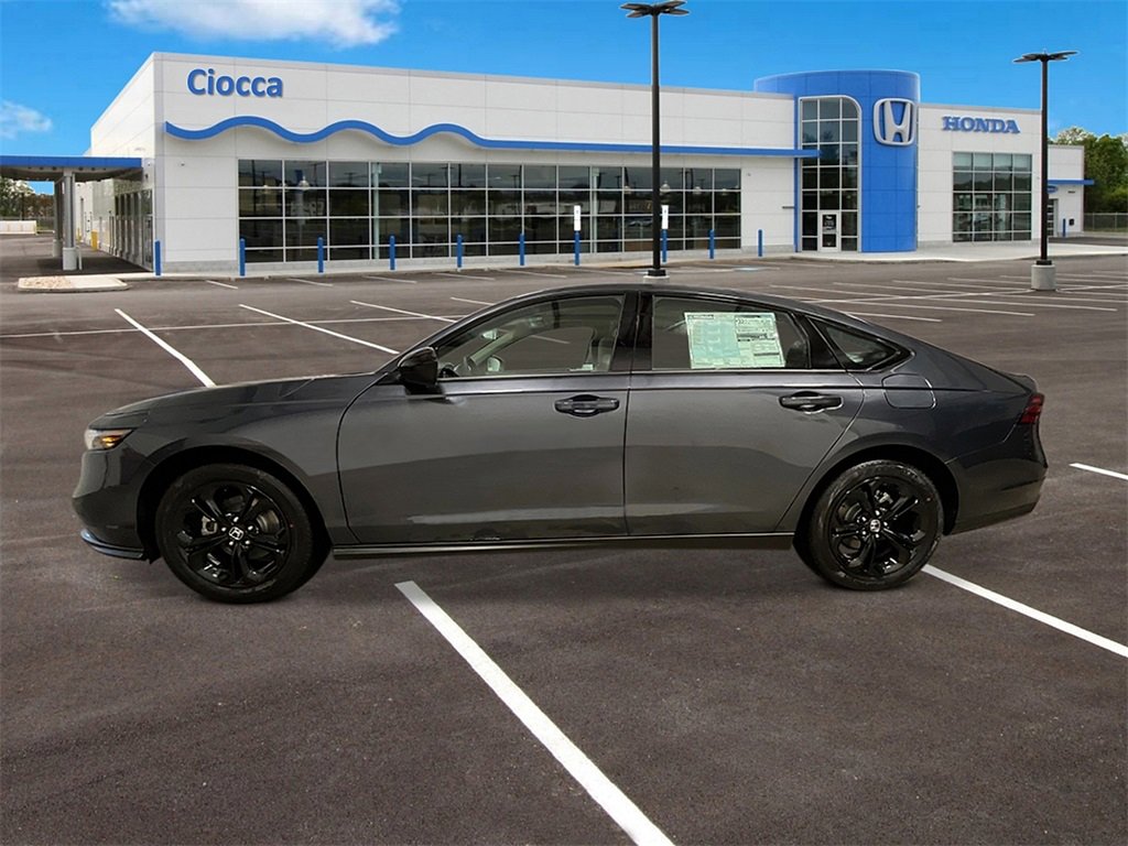 New 2025 Honda Accord SE image 2