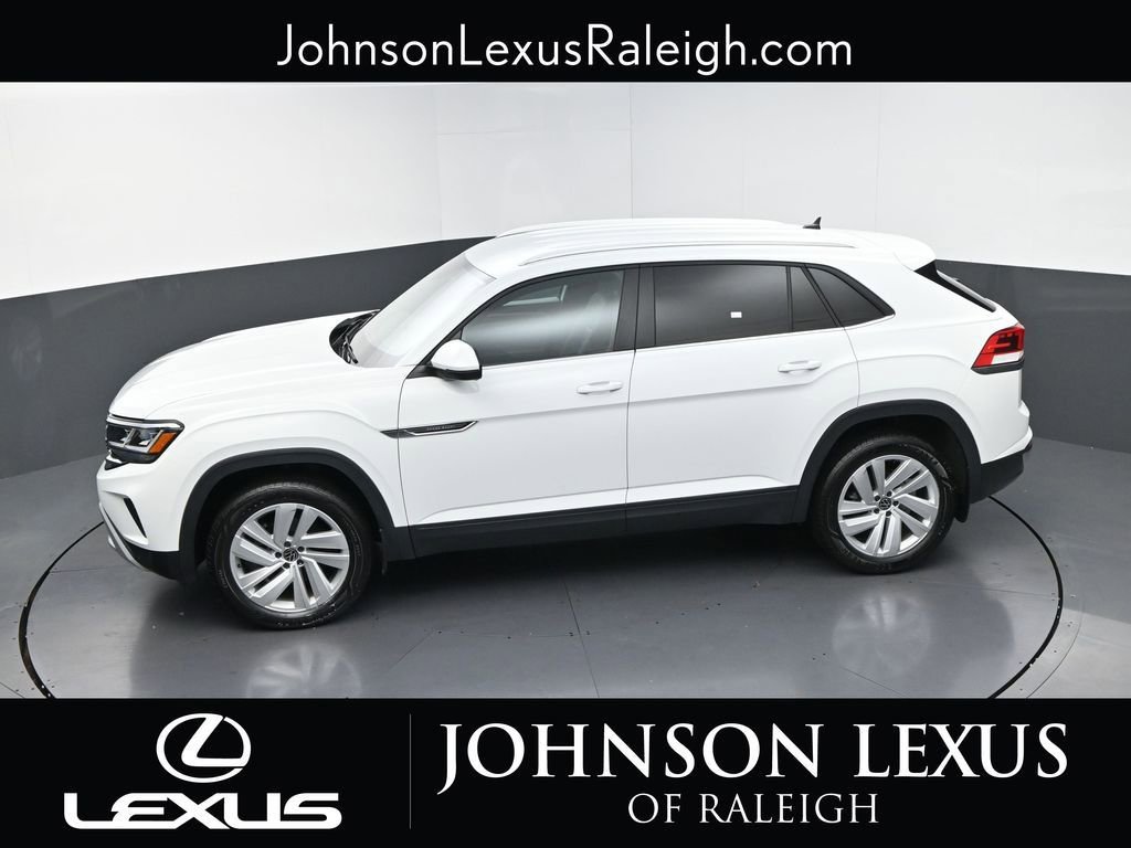 Used 2023 Volkswagen Atlas Cross Sport SE image 30