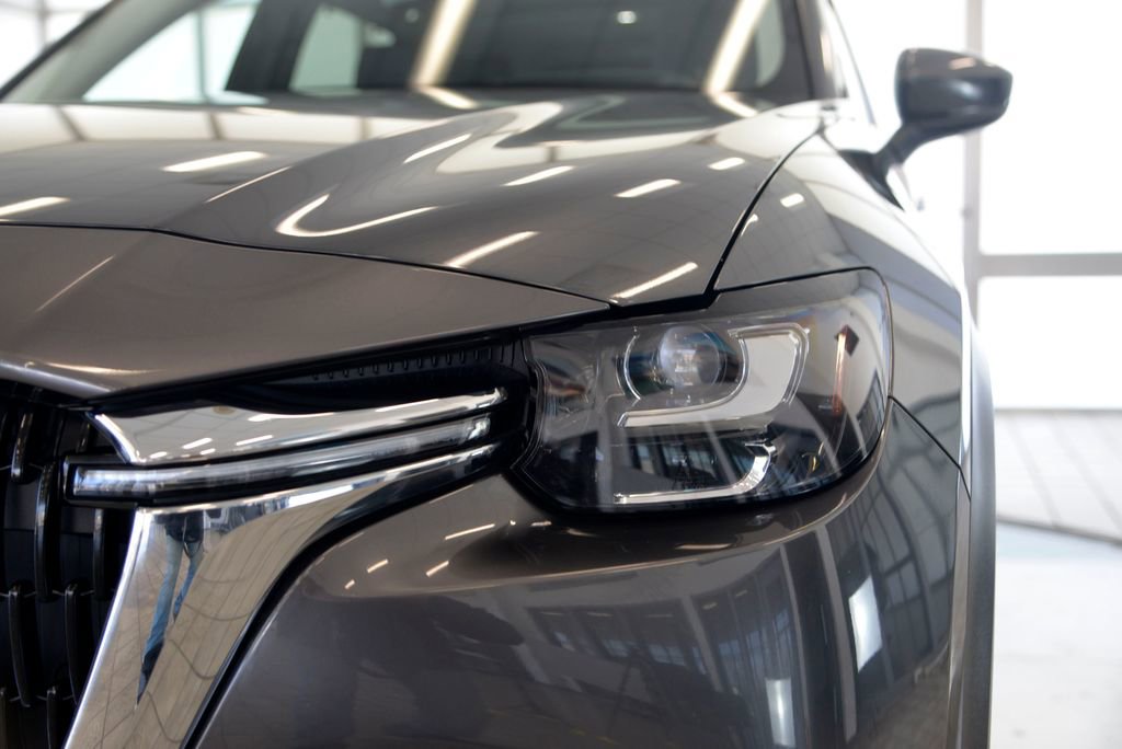 Certified 2024 MAZDA CX-90 Plug-In Hybrid w/ Premium Pkg image 11