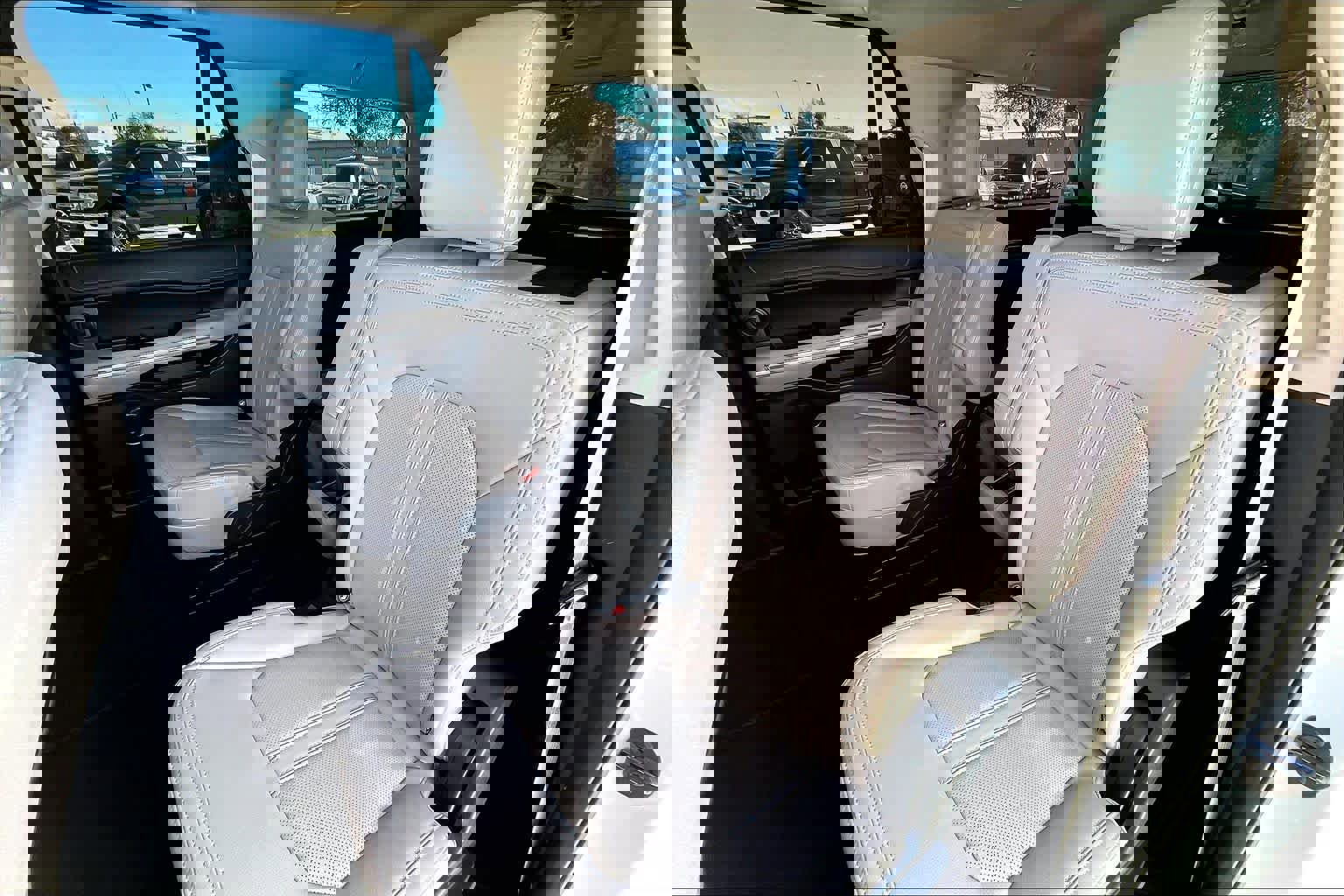 Used 2024 Ford Expedition Max Limited image 20