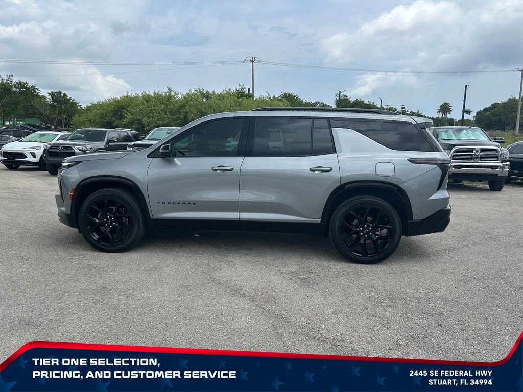 Used 2024 Chevrolet Traverse RS AWD/4WD image 8