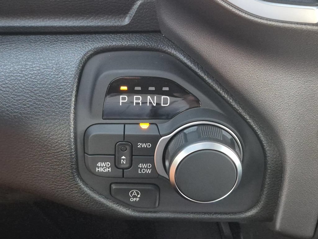 New 2026 RAM 1500 Express AWD/4WD image 25