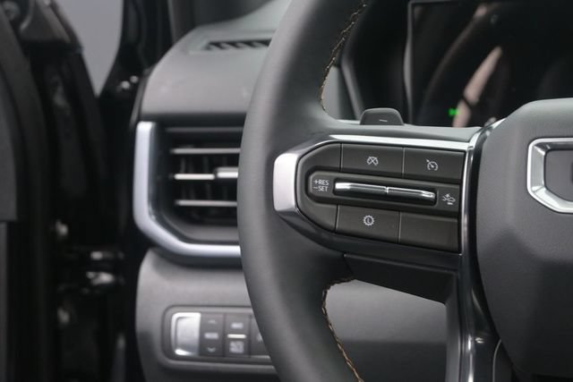 New 2026 GMC Terrain AT4 w/ LPO, Black Badging Package AWD/4WD image 28