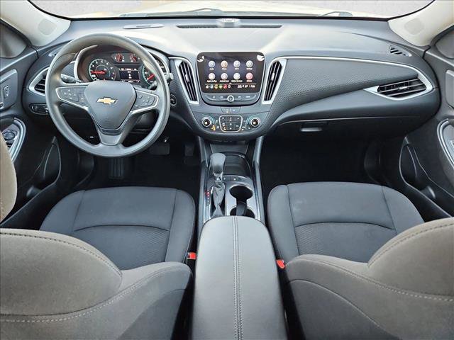 Used 2025 Chevrolet Malibu LT image 17