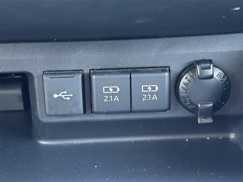 Used 2020 Toyota Highlander Limited image 33