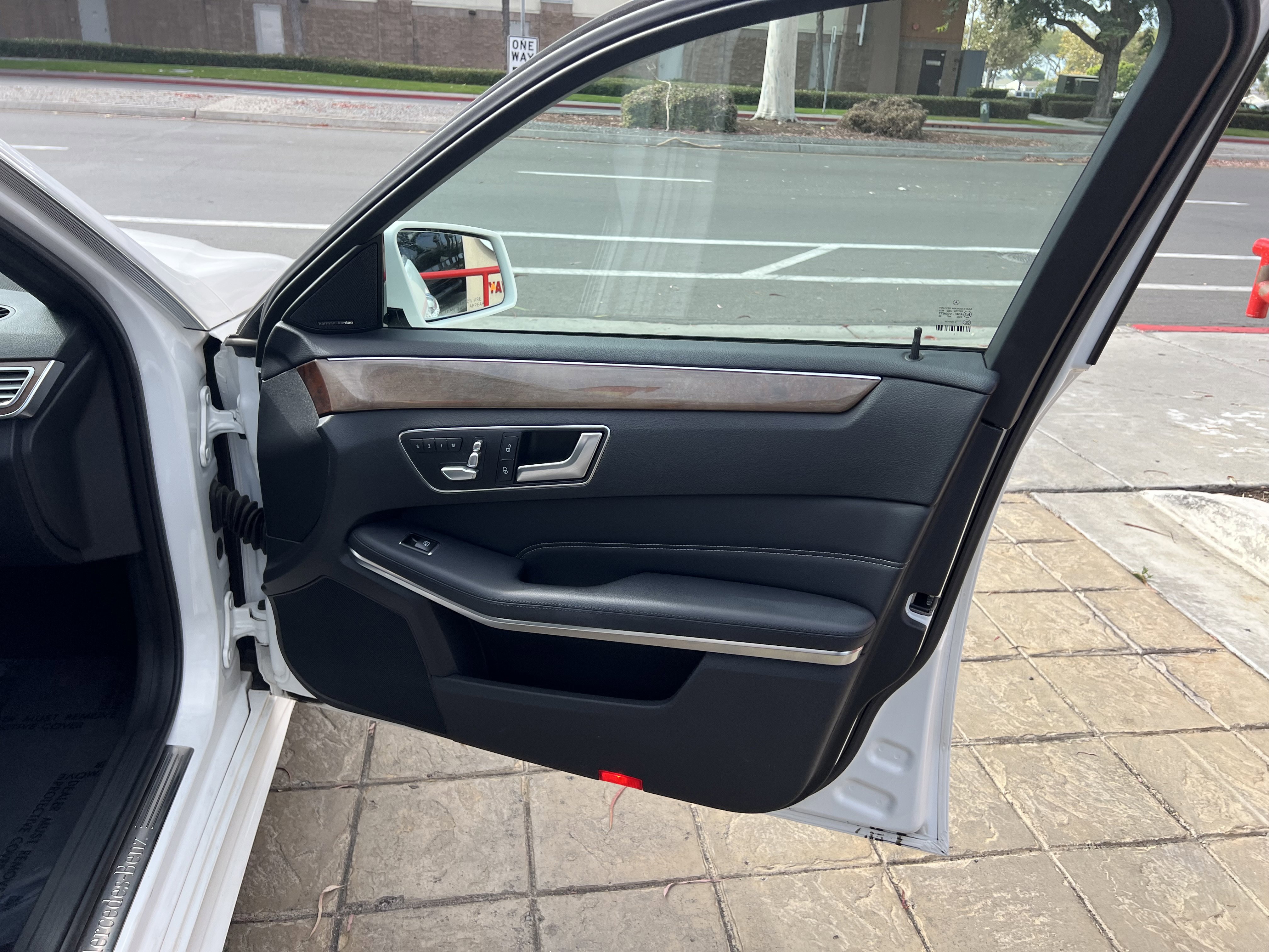 Used 2014 Mercedes-Benz E 350 Sedan w/ Premium 1 Package image 33