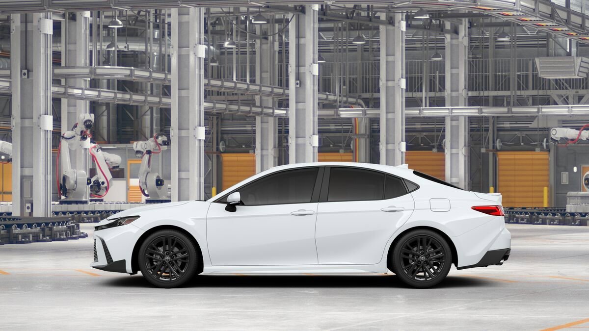 New 2026 Toyota Camry SE FWD image 5