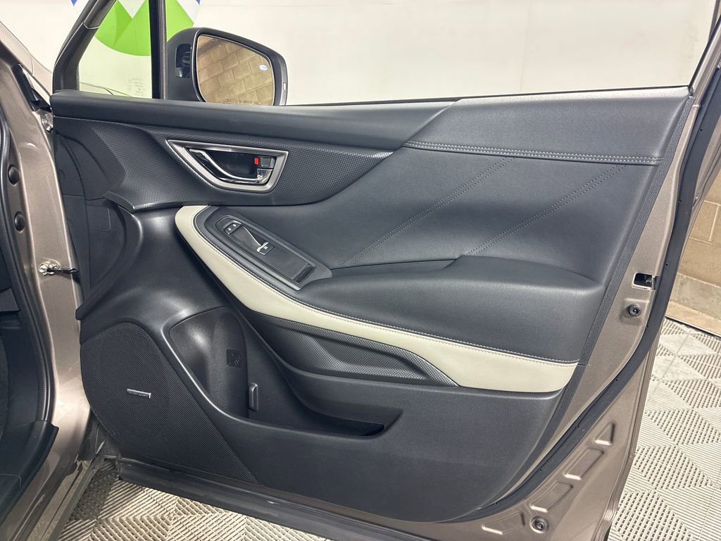 Certified 2023 Subaru Forester Limited image 32