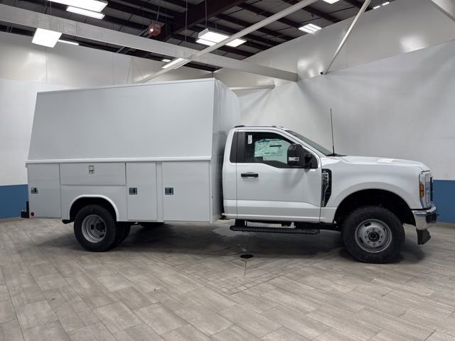 New 2025 Ford F350 XL w/ XL Chrome Package image 2