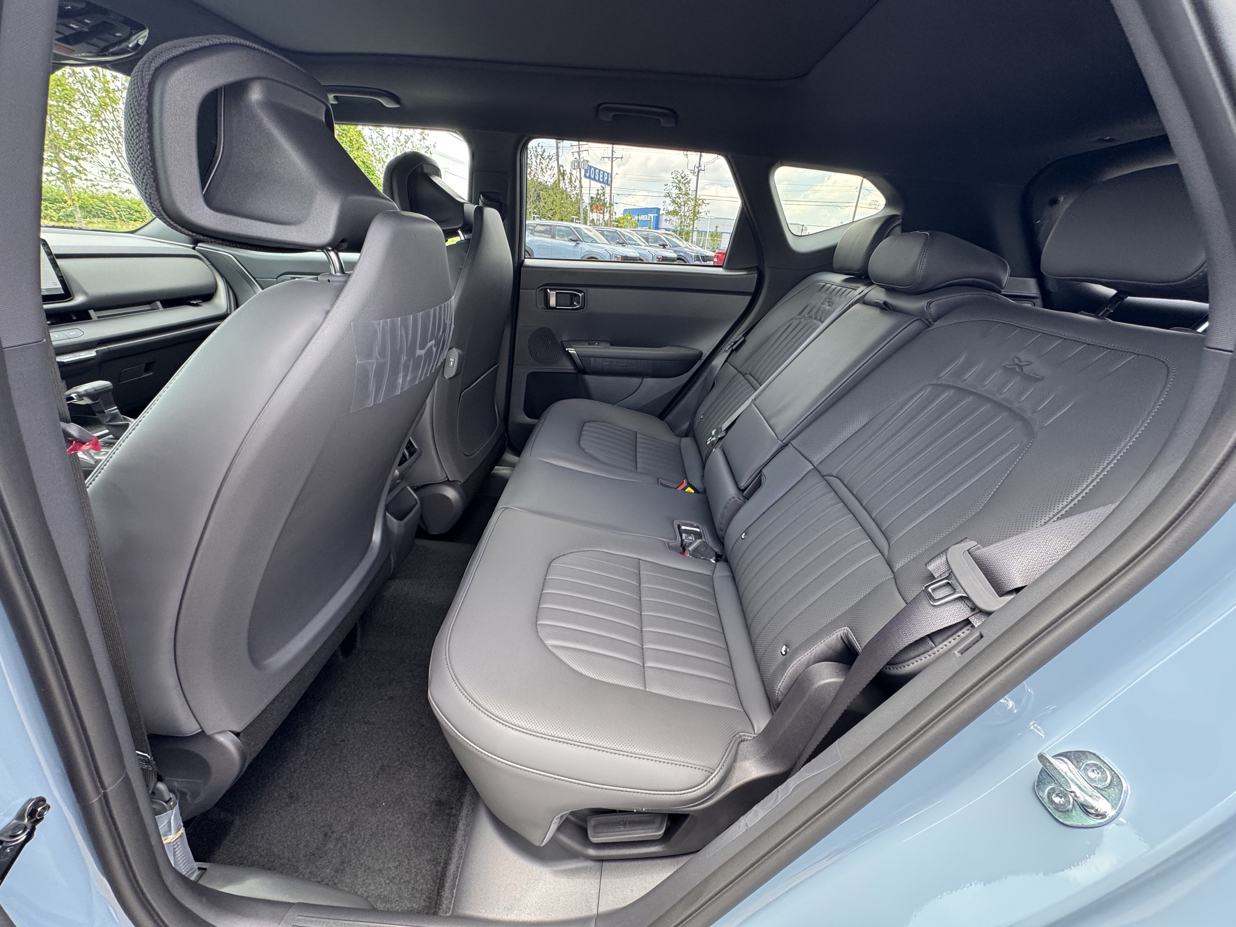 New 2027 Kia Seltos X-Line SX AWD/4WD image 14