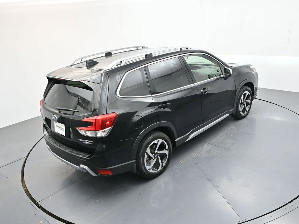 Used 2024 Subaru Forester Touring w/ POP Package 3 AWD/4WD image 36