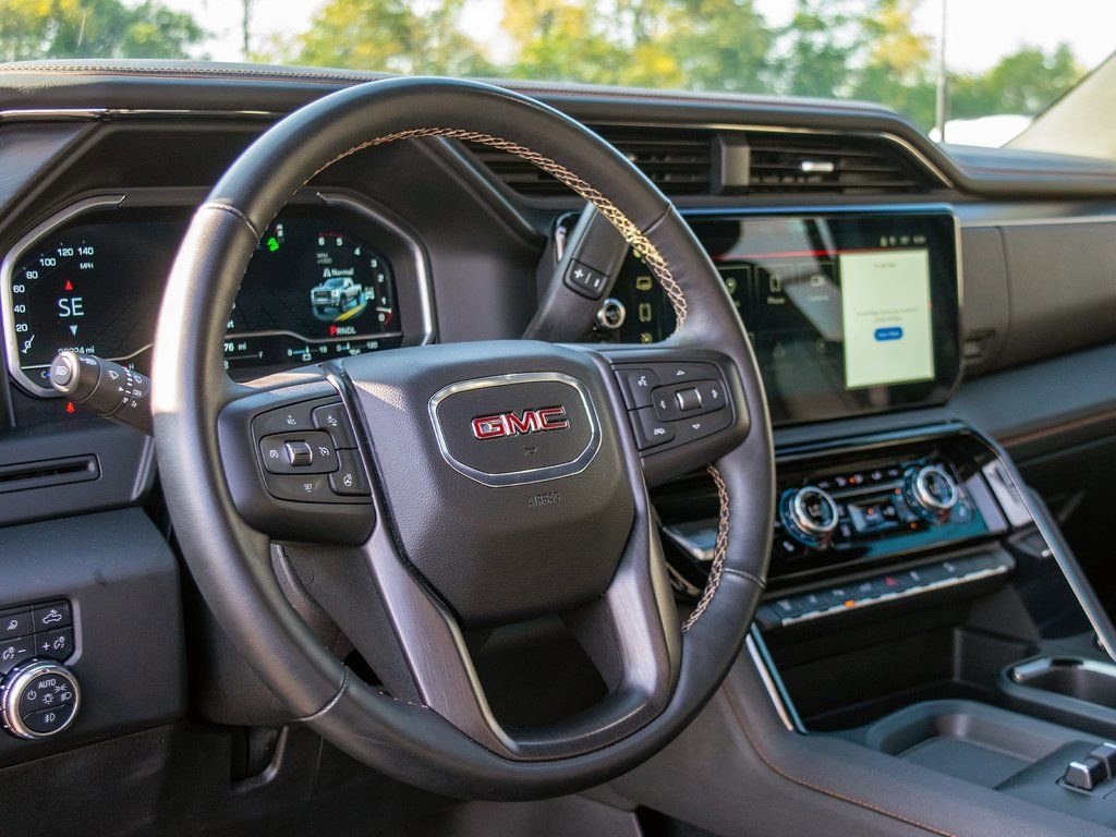 Used 2024 GMC Sierra 2500 AT4 w/ AT4 Preferred Package image 15