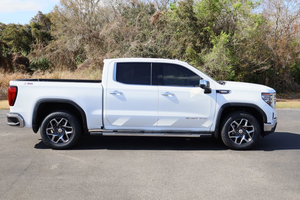 Used 2022 GMC Sierra 1500 SLT w/ SLT Premium Plus Package image 9