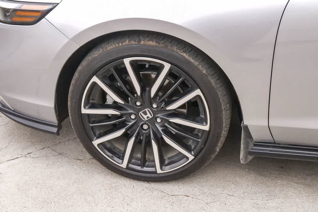 Used 2023 Honda Accord Touring image 5