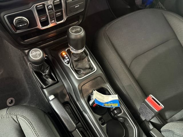 Used 2023 Jeep Wrangler Unlimited w/ Cold Weather Group image 20