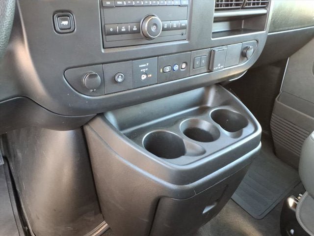 Used 2025 Chevrolet Express 3500 LT w/ LT Preferred Equipment Group RWD image 19