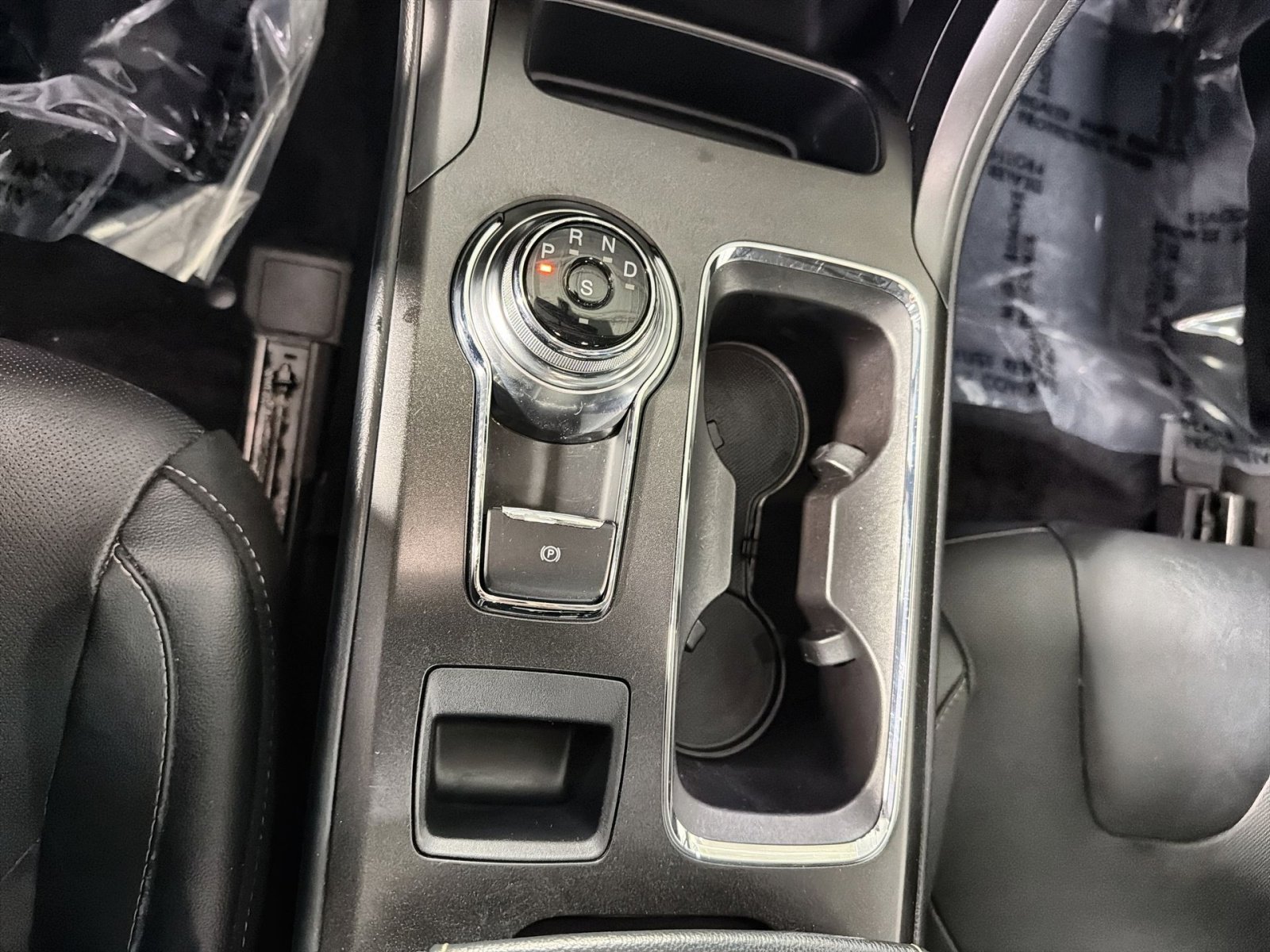 Used 2017 Ford Fusion Titanium image 31