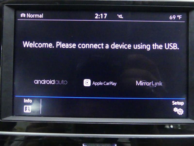 Used 2018 Volkswagen Tiguan S image 13