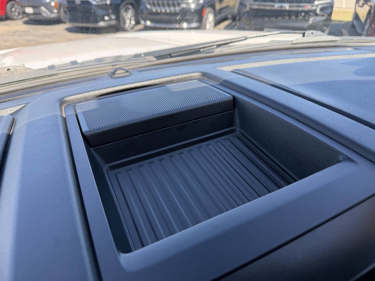 Used 2017 Ford F450 Platinum w/ Platinum Ultimate Package AWD/4WD image 38