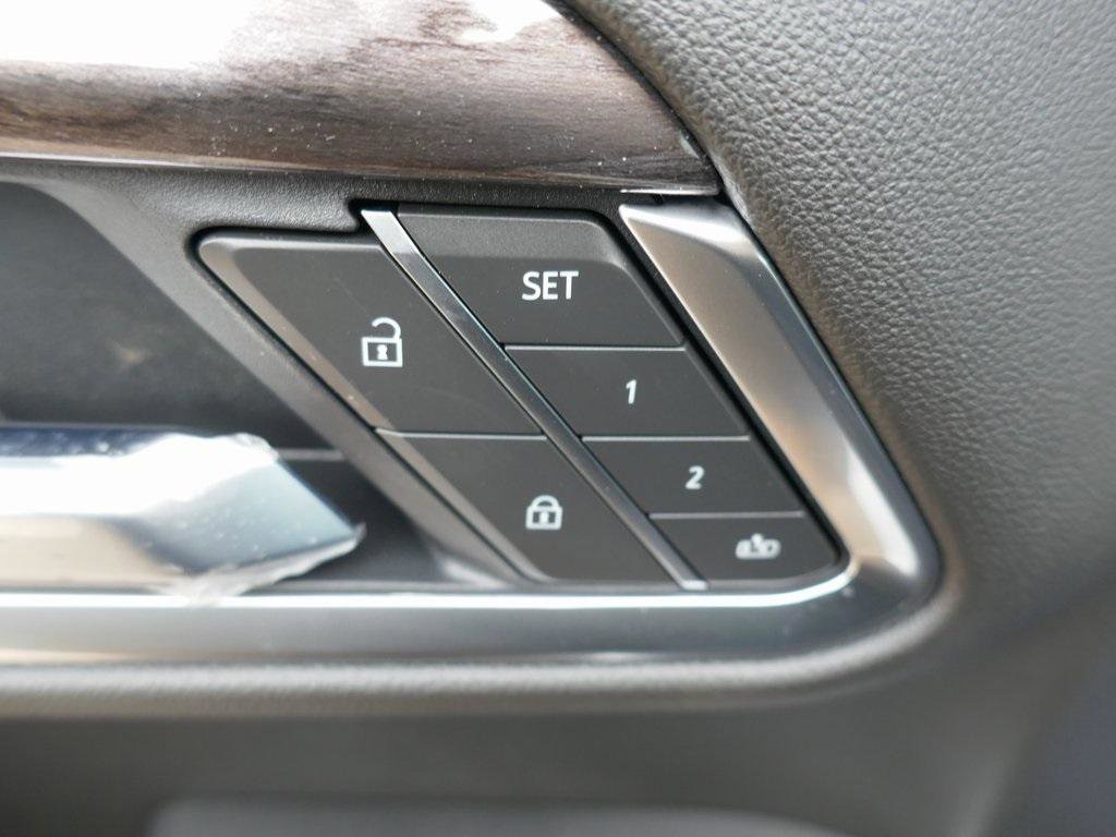 New 2026 Chevrolet Silverado 1500 LTZ w/ LTZ Premium Package image 18