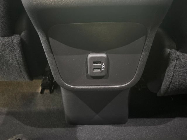 Used 2023 Chevrolet Equinox RS AWD/4WD image 28