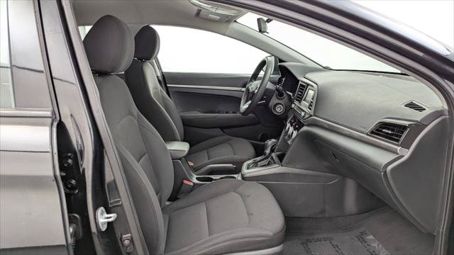 Used 2019 Hyundai Elantra SE w/ Cargo Package FWD image 22